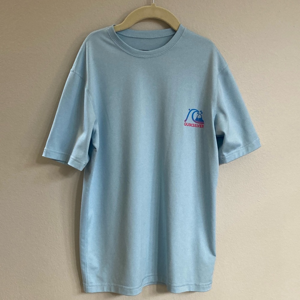 NWOT Kids Quiksilver short sleeve rash guard